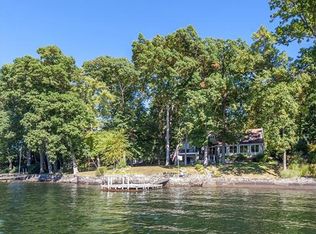 30 Chimney Point Rd, New Milford, CT 06776