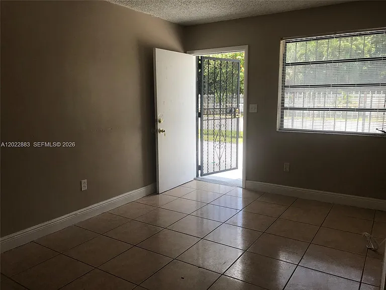 13315 Alexandria Dr #3 — Photo 3
