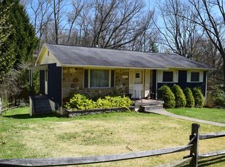 213 Parkwood Dr, Beckley, WV 25801