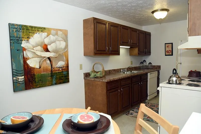 Timber Ridge — Photo 4