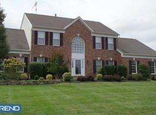 7 Patriot Dr, Robbinsville, NJ 08691