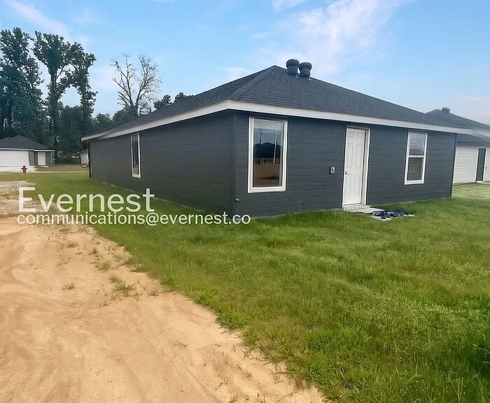 341 Moonlight Graham Blvd — Photo 16