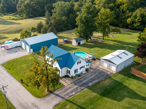 1417 W County Road 100 N, Greencastle, IN 46135
