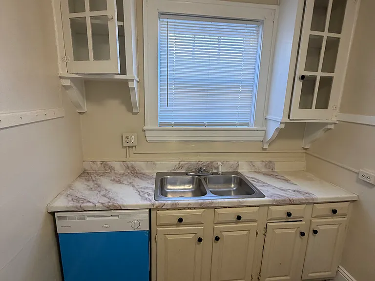 119 Albemarle Ave SW #B1 — Photo 14