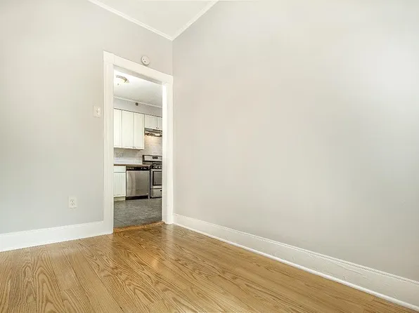 81 East 24th Street image 27 of 40