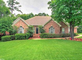 8 Grayan Ct, Little Rock, AR 72223