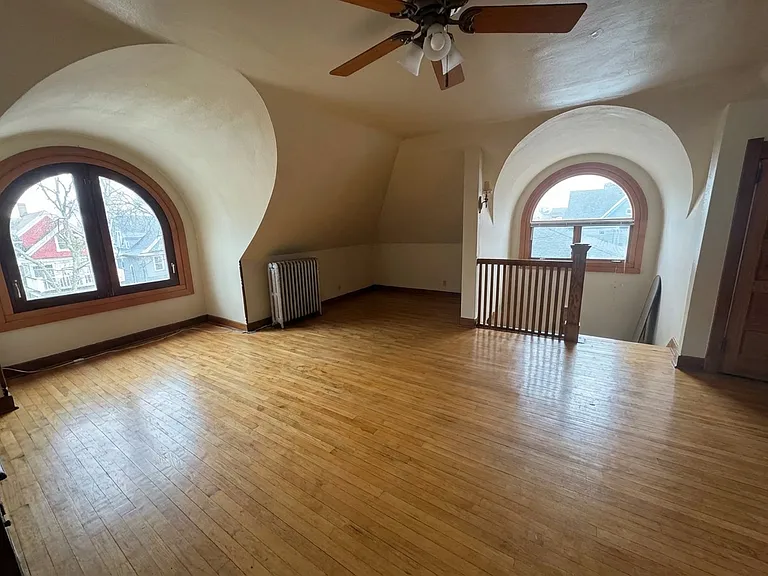 952 Spaight St #952 — Photo 1