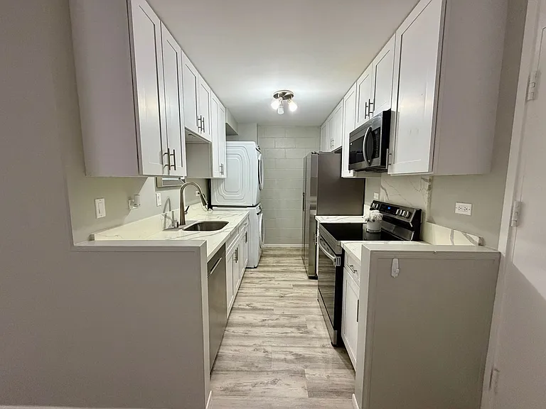 1260 Richard Ln #106B — Photo 3