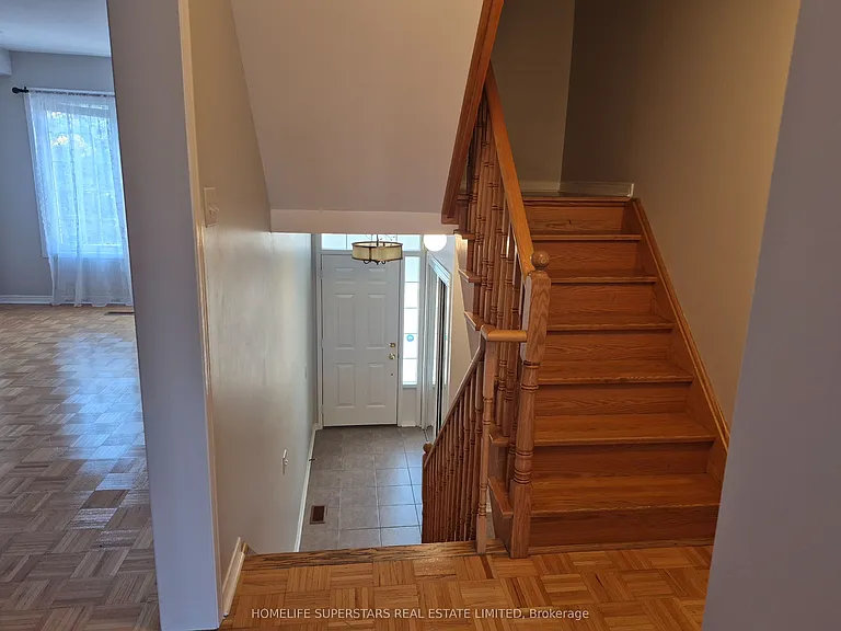 19 Foxchase Ave #46 — Photo 2