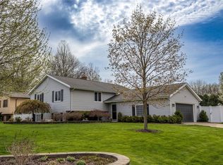 93 Boulder Ridge Pl, Painesville, OH 44077