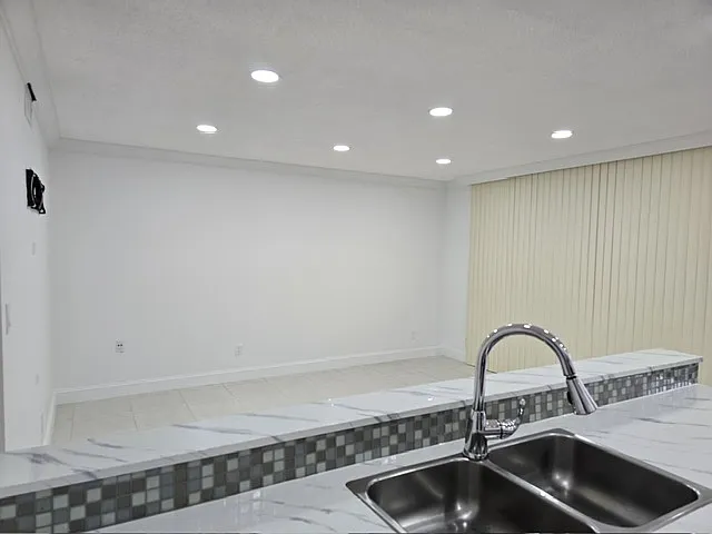 1664 SW 131 Place Cir E — Photo 6