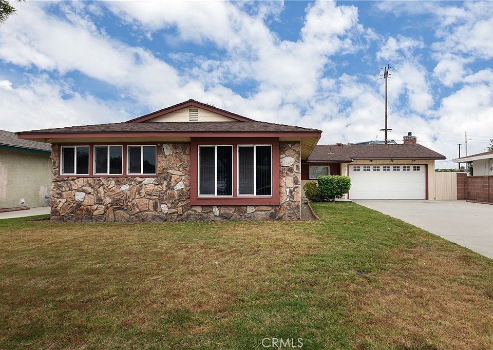 1st image of 6191 San Lorenzo Dr