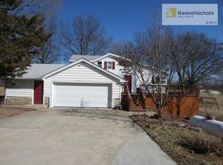 29405 E Harris Potts Rd, Grain Valley, MO 64029