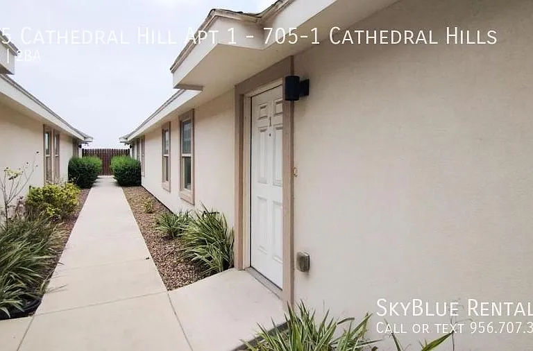 705 Cathedral Hl #1 — Photo 4