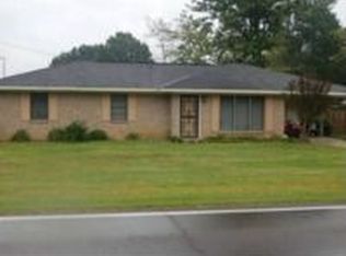 2730 Lawndale Dr, Tupelo, MS 38801