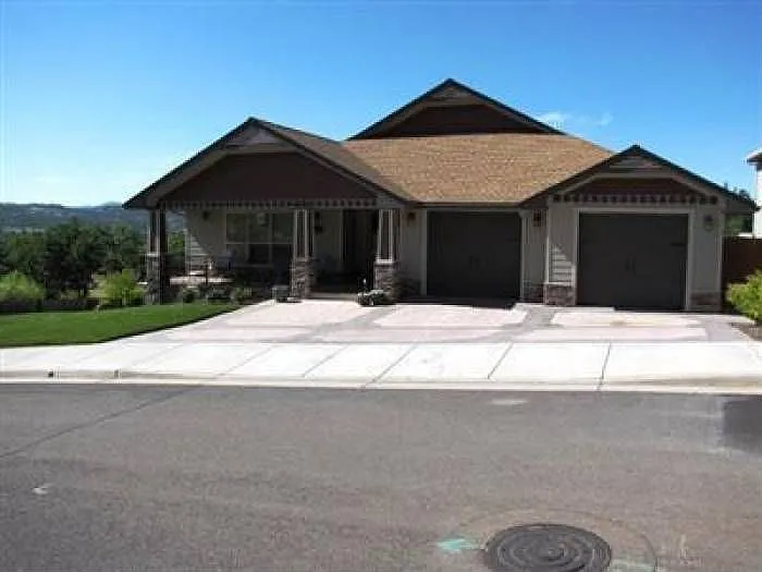 1309 Poppy Ridge Dr photo 1