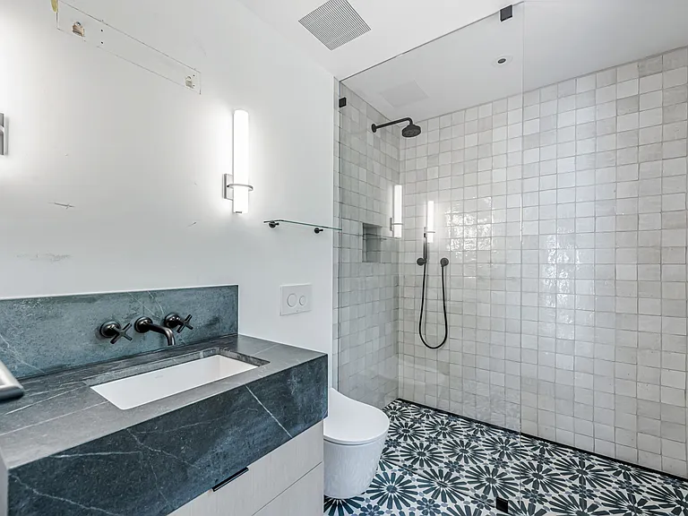 29 De Bell Dr — Photo 12