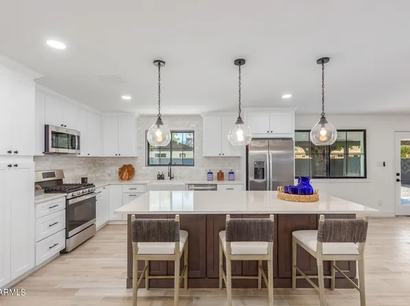 1009 E WATSON Drive, Tempe, AZ 85283