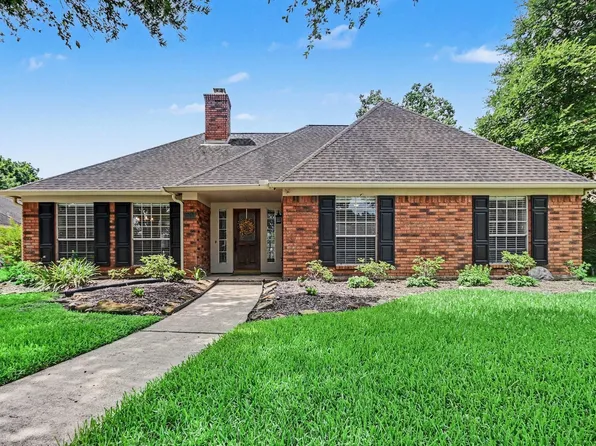 15214 Park Estates Ln, Houston, TX 77062