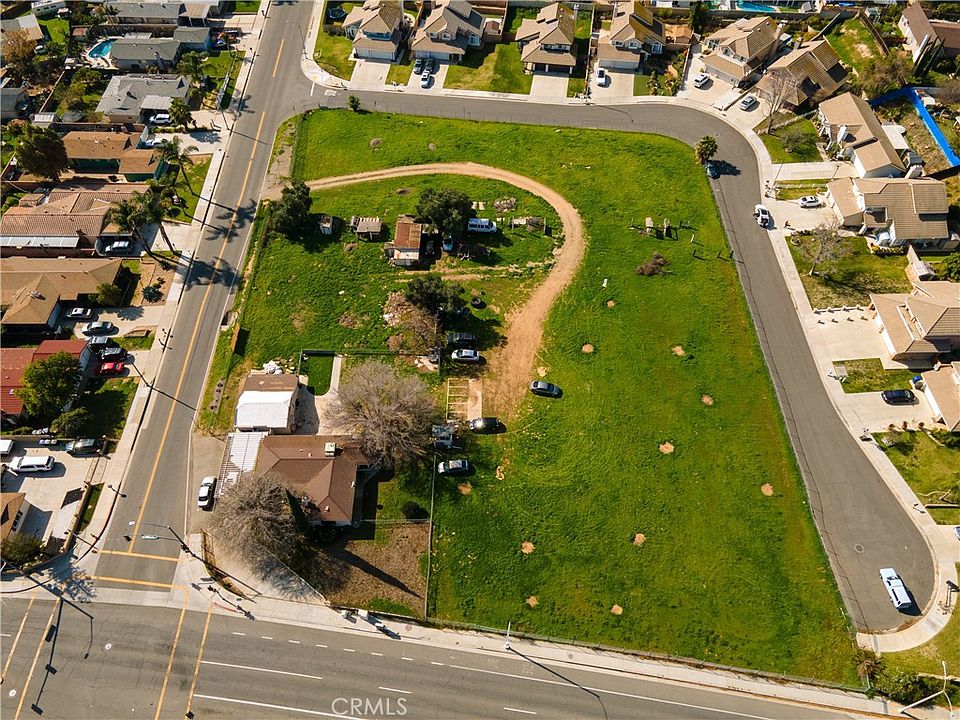 1st image of 5608 La Sierra Ave