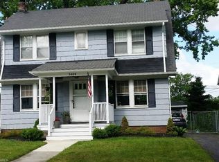 1480 Bunts Rd, Lakewood, OH 44107