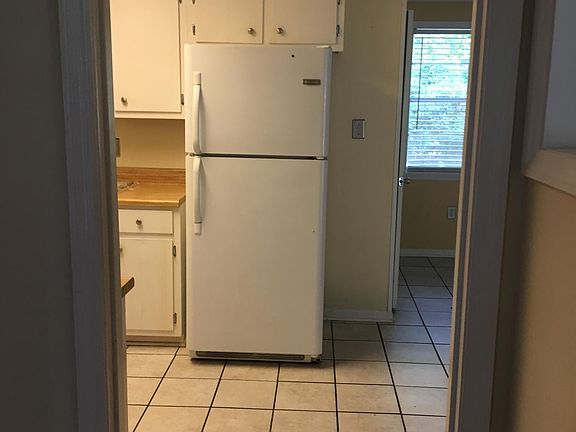 5th image of 4069 Melrose Dr