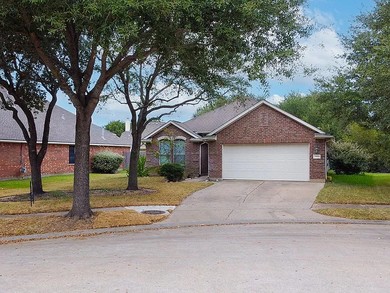 25910 N Lakefair Dr — Photo 43
