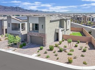 8826 Roadrunner Ravine St, Las Vegas, NV 89166