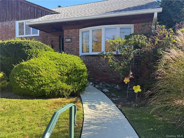 160 Bermuda St