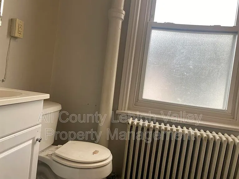 313 West St #2 — Photo 6