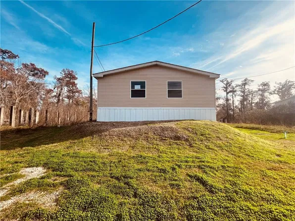 4727 Oak Dr, Lafitte, LA 70067