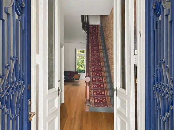 238 East 72nd Street image 14 of 15