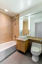 Rented by R New York