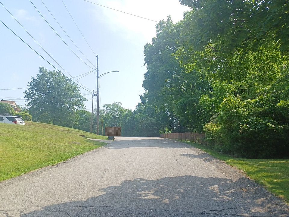 2nd image of 2544 Highland Cir