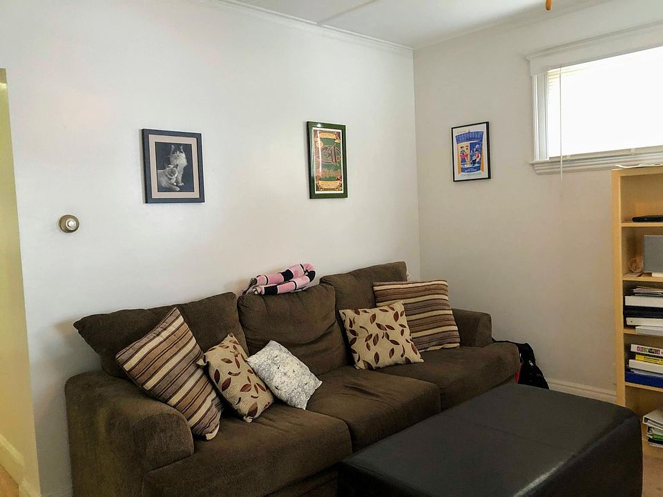 Living Room Layout 2022