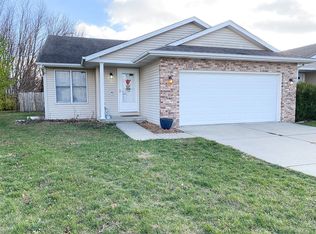 4800 Johanne Ct, Springfield, IL 62711
