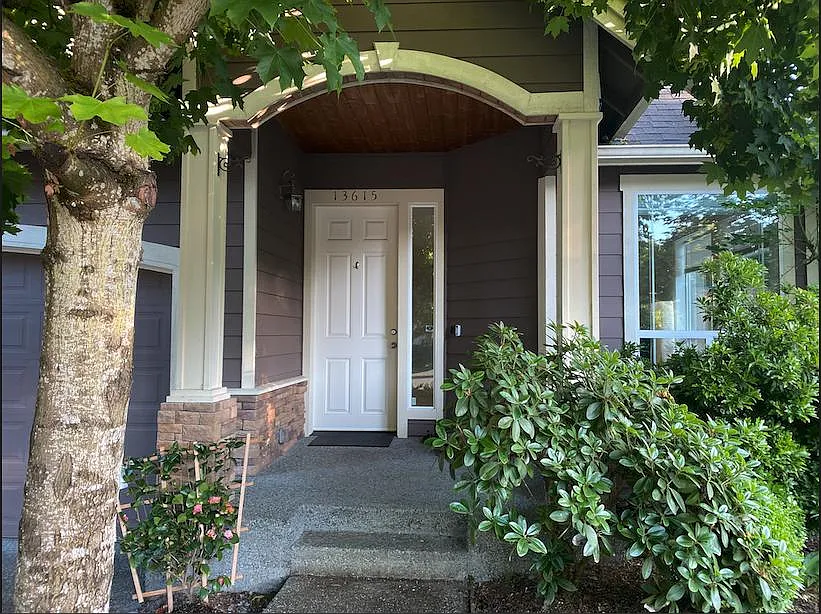 13615 NE 203rd St — Photo 3
