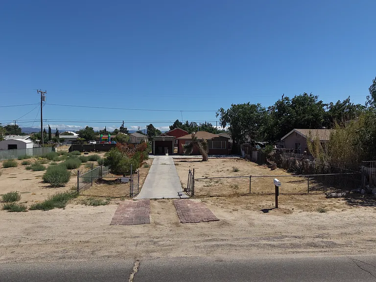 16459 Willow St — Photo 5