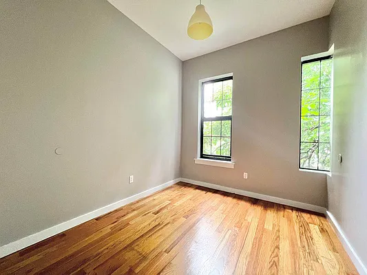 Rented by Doorway NYC, LLC | media 23
