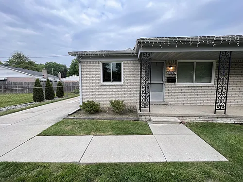 30824 Greater Mack Ave Photo 1