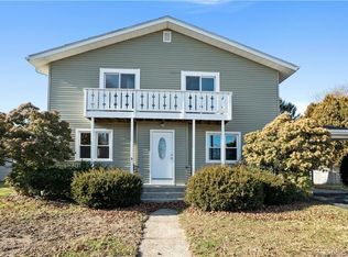 237 Capstan Ave, Groton, CT 06355