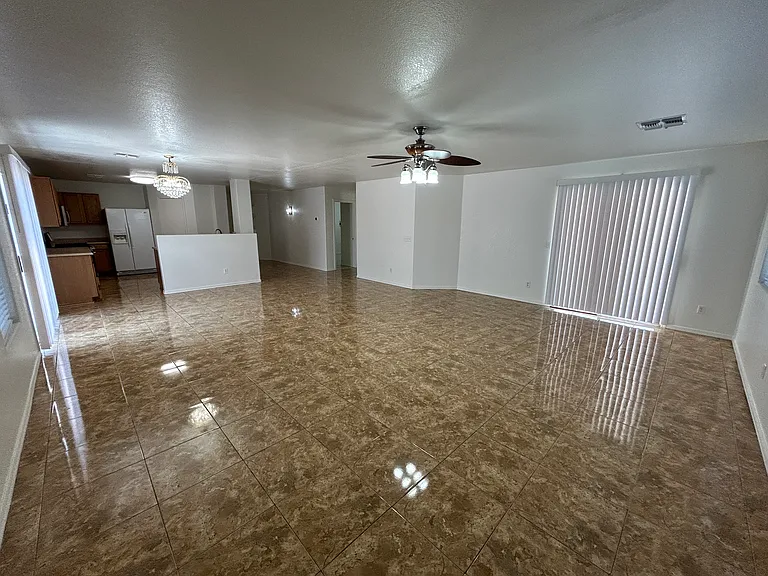7399 W Solano Dr S — Photo 16
