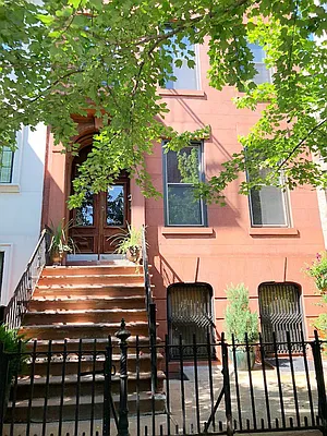 Rented by Bedford Realty USA Corp | media 18