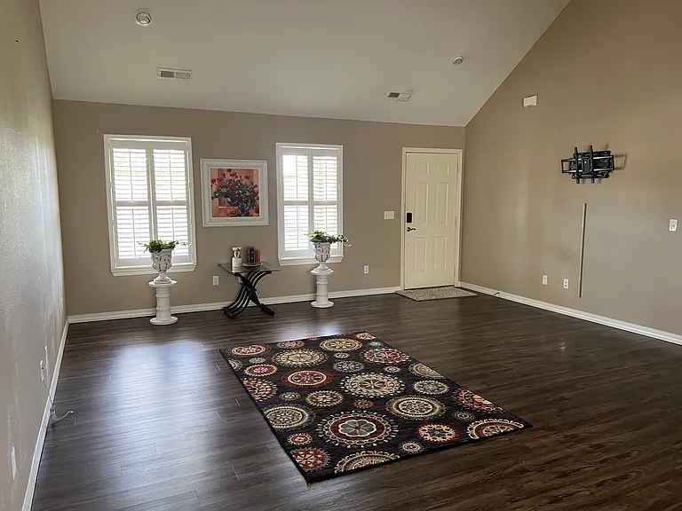 455 Holts Lake Dr — Photo 3