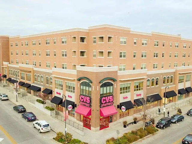 Photo 2 of 26 - CollegePlace Uptown - Normal, IL Building Photo - CollegePlace Uptown