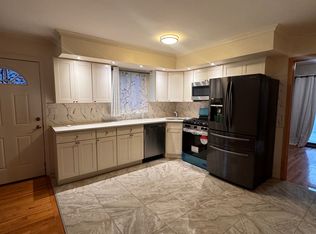 76 Willowwood Ln #1, Staten Island, NY