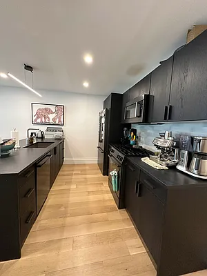 Rented by Douglas Elliman | media 19