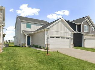 4512 Legends Dr, Champaign, IL 61822