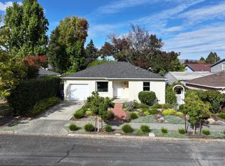 2712 Illinois St, Napa, CA 94558