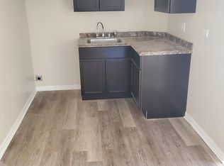 8213 S Exchange Ave APT 6, Chicago, IL 60617